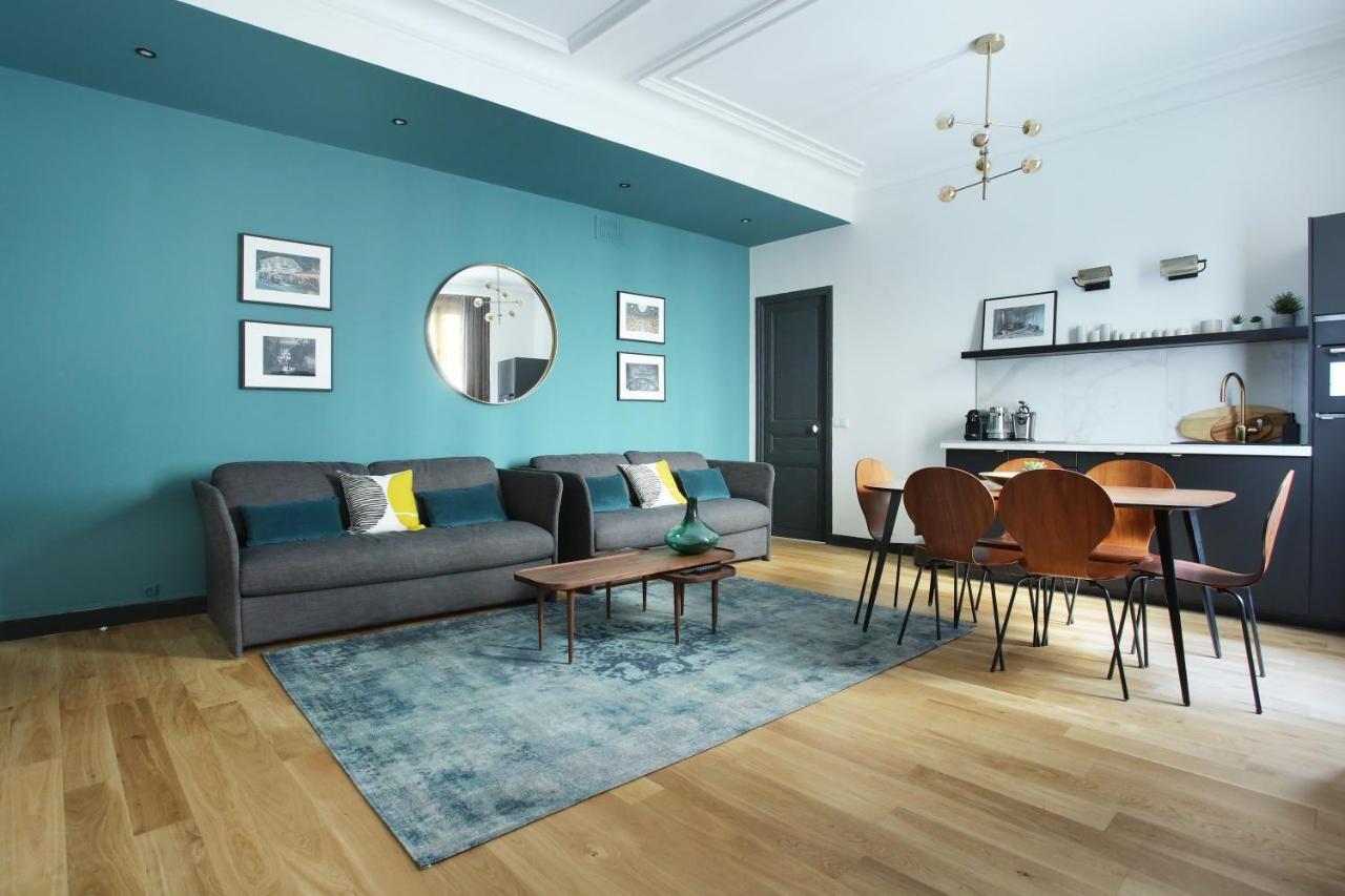 Apartment Champ De Mars - Tour Eiffel By Studio Prestige Paris Eksteriør billede